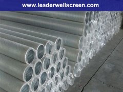 Reverse rolled wedge wire screen strainer